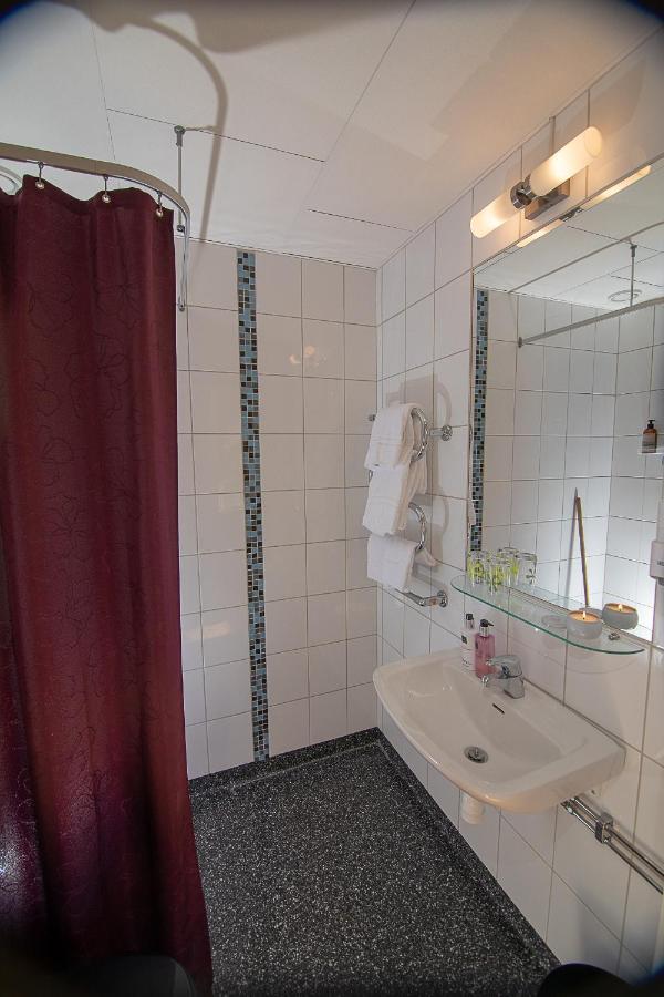 Hotell Station Skinnskatteberg ภายนอก รูปภาพ