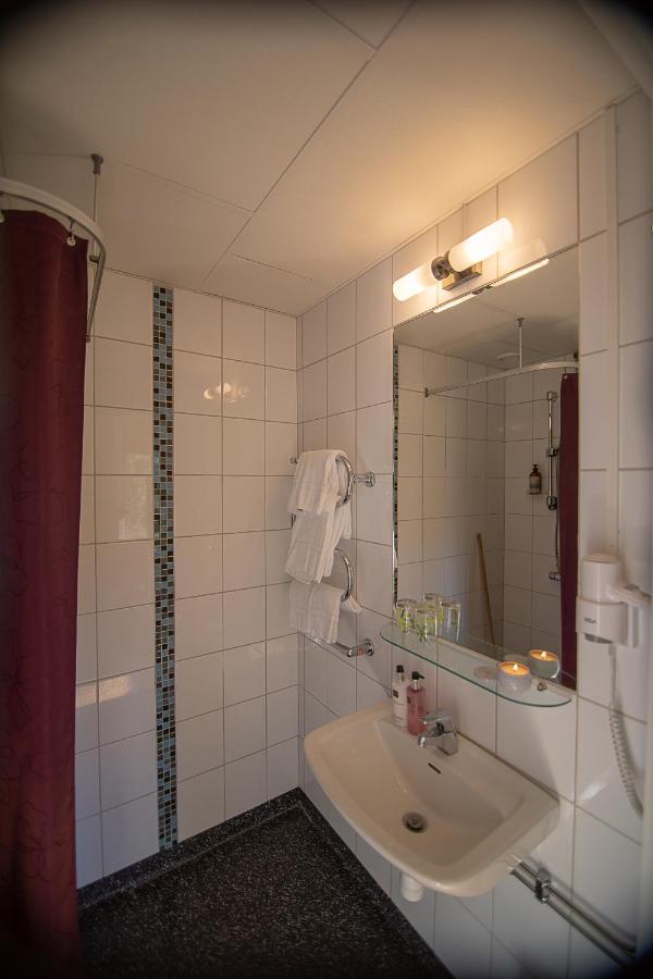 Hotell Station Skinnskatteberg ภายนอก รูปภาพ